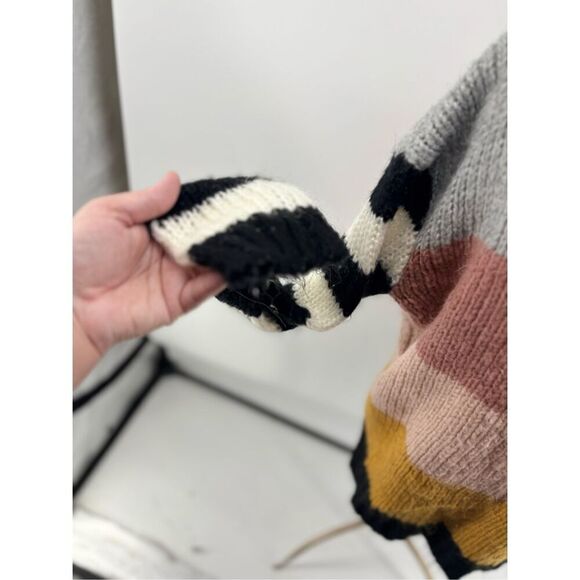 John + Jenn Womens Size Small Multi Color Striped Knit Crew Neck Sweater - Picture 8 of 9